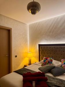 Marrakech 3 ch piscine et déco artisanale parfait business et famille