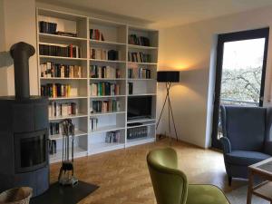 Großzügige individuelle Wohnung am Starnberger See
