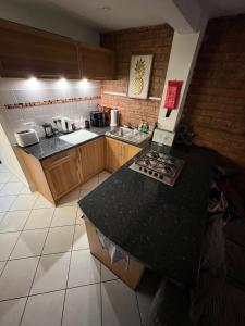 Bright & fresh, 3 storey market town house, Newent