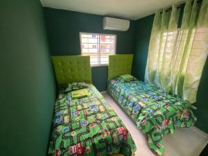 1st floor 3 Bedrm 2 Baths AC Condo near airport