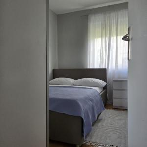 Apartment Frane