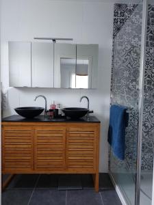 Villas Bienvenue chez PO et Marie : photos des chambres