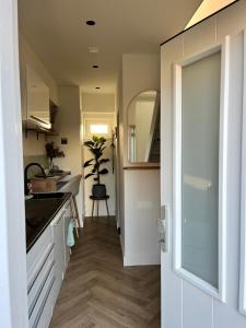 Tiny House in center Aalsmeer I Close to Schiphol & Amsterdam