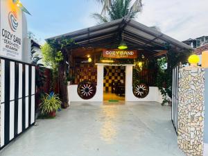 Cozy Sand Beach Hotel