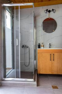 Roidis Apartments -close to city