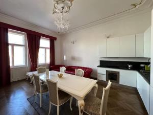 Luxury Flat In Wenceslas Square