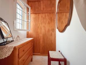 Marino Home - 2BR Retreat w Patio & Swimming pool