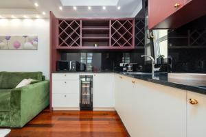 Exclusive Chateau Dabo Luxury Pool Apartments, Novalja