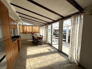 Spacious 2 Bedroom 2 Bath Flat with Large Terrace