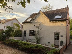 Stunning 3BD Character House near Coleshill