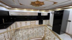 Luxury Skylights Villa