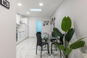 Chic House