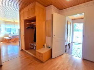 Härköniemen mökki