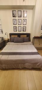 81 Newport Studio C5 5i near NAIA T3 Pool and Balcony