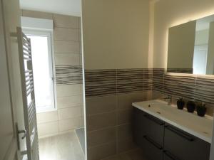 Appartements Le Jules Verne, appartement en plein centre-ville : photos des chambres
