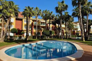 Luxe appartement met jacuzzi, uitzicht & zwembaden