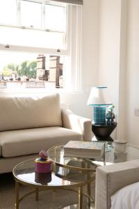 Camden Town 1-Min to Station Sleeps 5