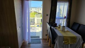 Ambleside Luxury Caravan - St Osyth Beach Clacton Essex