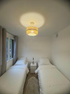 Appartements Flora Stains : photos des chambres