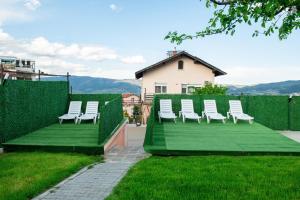 Къща Инфинити Лукс и Уют, Вплетени в Спомени