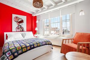 Roof top, close to Taksim, with private terrace