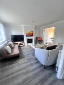 AMS Properties