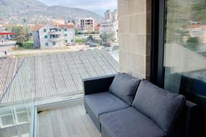 Park Residence 7 - 1 br & Parking at Tivat Center