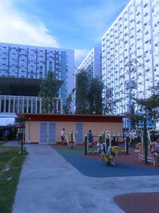 Cadence Place 2BR Pasig Condo for upto 6pax with Free Parking