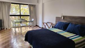 Luminoso Ambiente, con cochera en lo mejor de La Perla