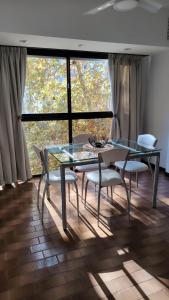 Luminoso Ambiente, con cochera en lo mejor de La Perla