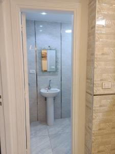 العالمين لالعاب المائيه