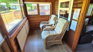 Cosy log cabin in Snowdonia 19