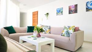 CSS Coastal Smart Superior With Gym Spacious Apt