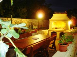Apartments Tikveša