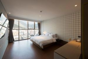 Hound Hotel Changwon Jinhae