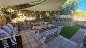 3 Bedroom Beach House with Ocean Views Across the Road from the Beach