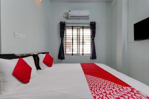 Super Hotel O PM Hotels