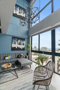 PH Loft, 3floors,Private Jacuzzi n terrace,Kingbed