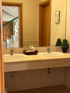 The Palm Villa in Durrah - فيلة ذا بالم في درة العروس