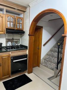 Cómoda y Amplia Casa, Ideal Para Grupos, Muy Cerca Del Estadio, Barrio La América