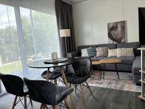 rishko resort - Lake View - Private Sauna - free Parking - 24hr Self chceck-in