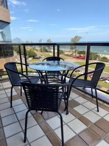 A Modern Paradise by The Seaside