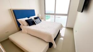 Magico Apartamento Frente al Mar 4 Habitaciones BM83