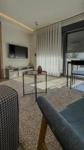 Leos Apartments Apart3