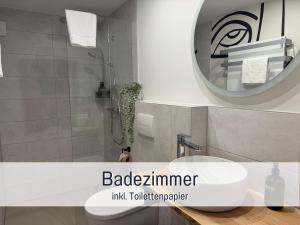 Style Stiege - kleines Haus mit sonniger Terrasse und Home Office - Perfekt für Workation