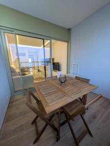 Marina Baie des Anges, Sublime Studio rénové