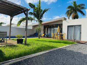 Sunny Side Up - Private 3BR villa with pool