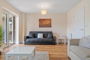 3 Bed - Sleeps 7 - Hot-Tub - Free Parking