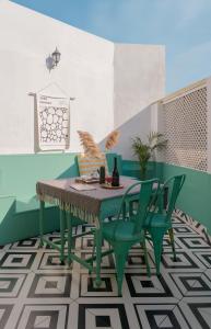 Evara Stylish and Luxury Apartments in HKV, 900SQFT Spacious