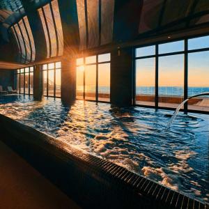 Sea View Smart & Garden VIP Apartment